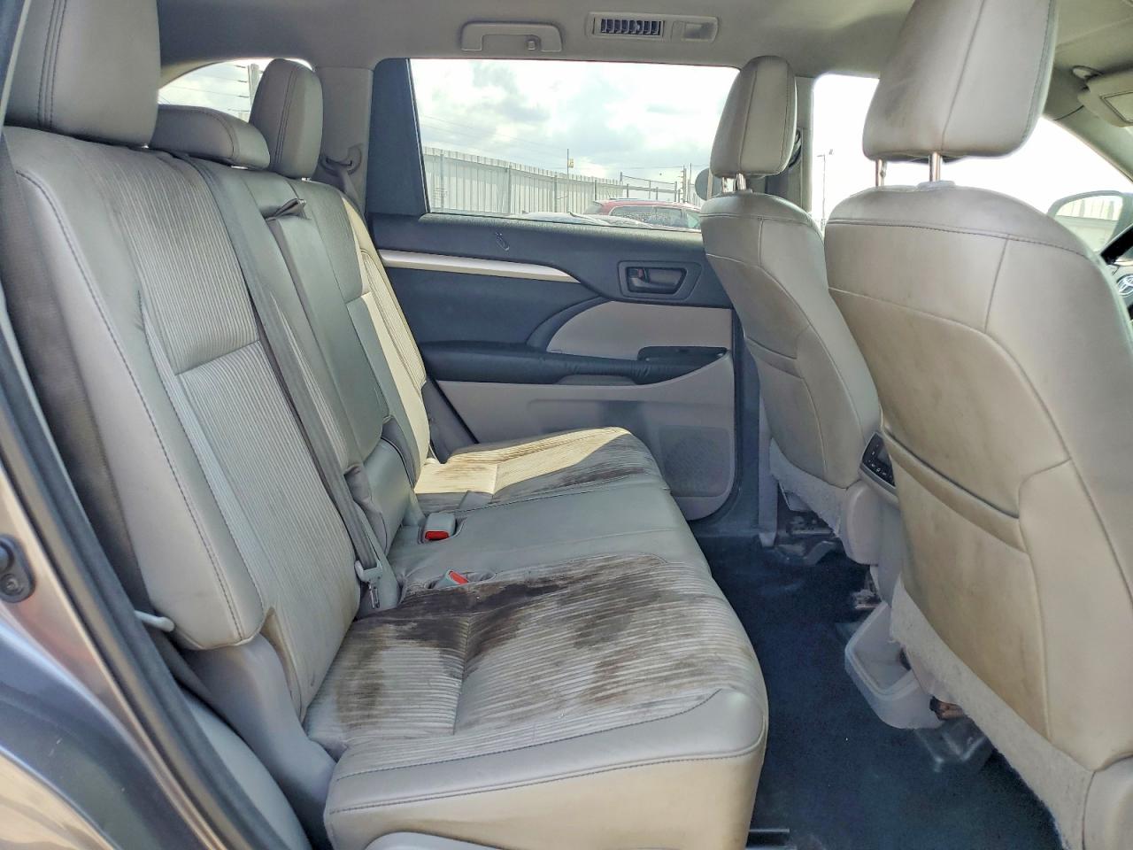 2015 TOYOTA HIGHLANDER