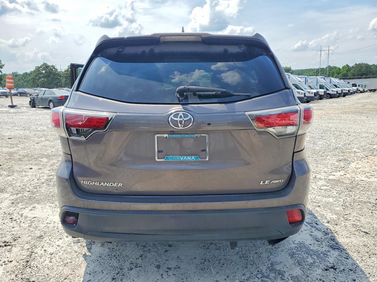2015 TOYOTA HIGHLANDER