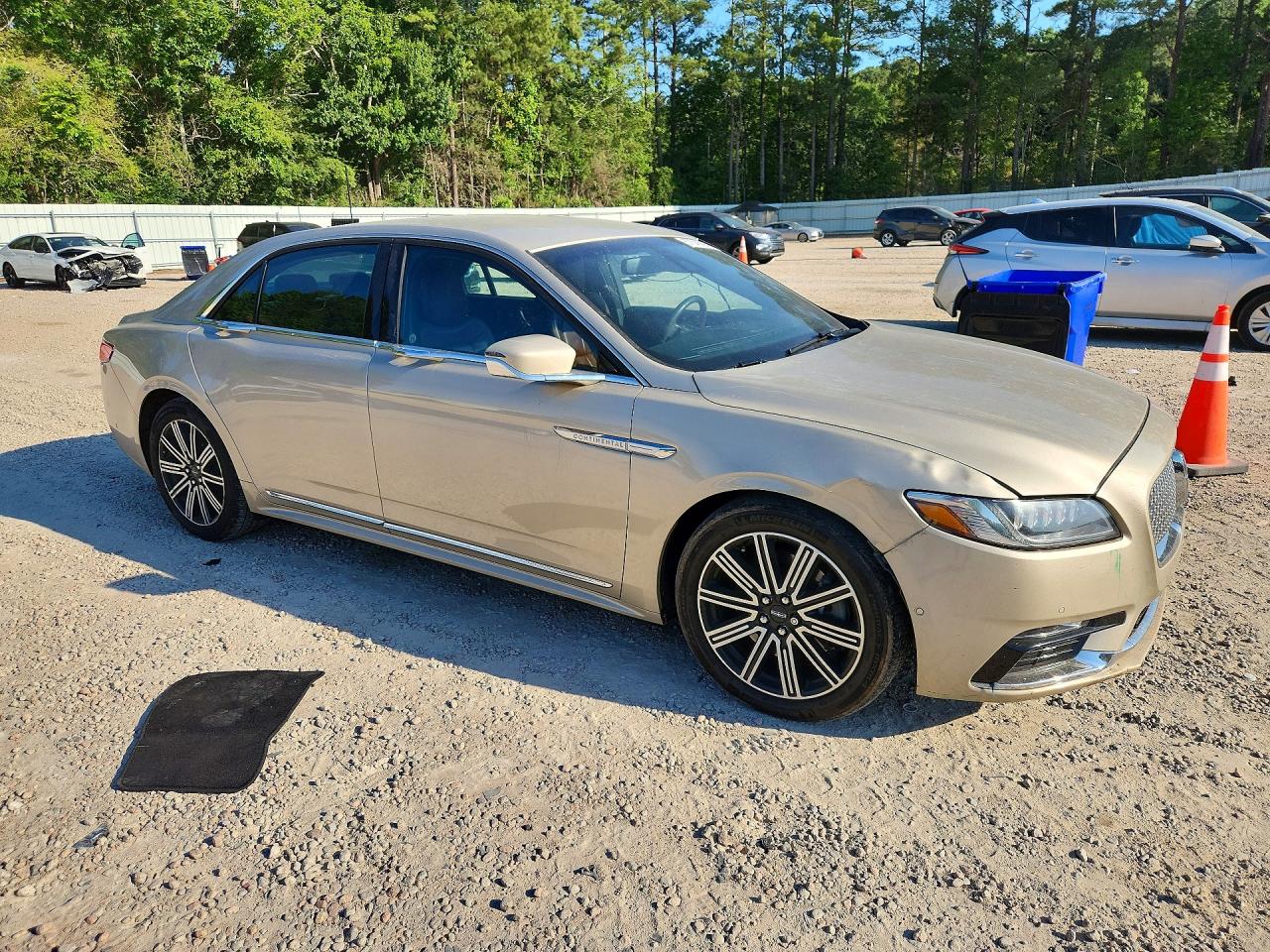 2017 LINCOLN CONTINENTL
