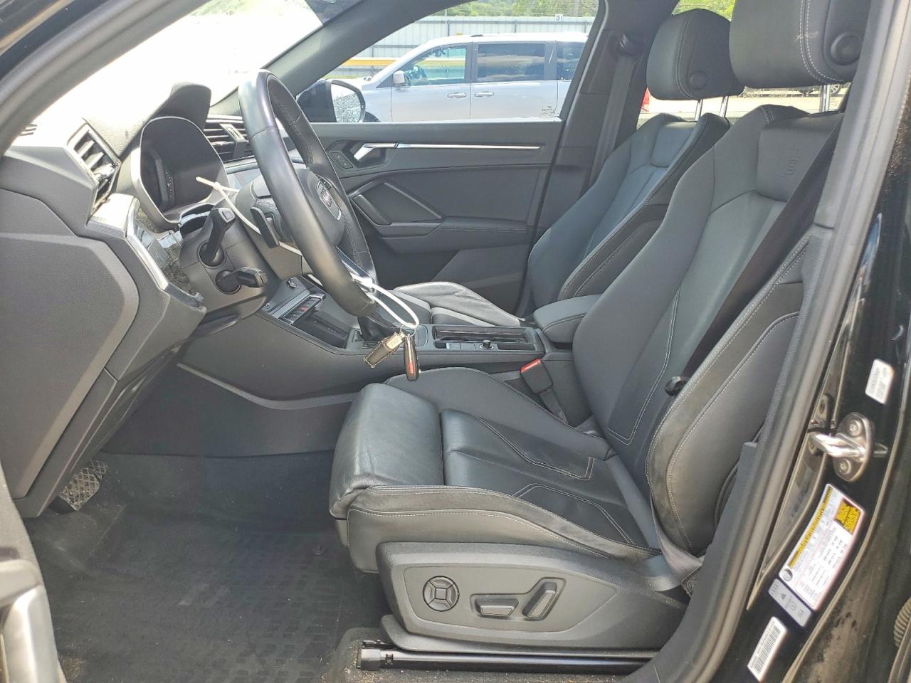 2021 AUDI Q3
