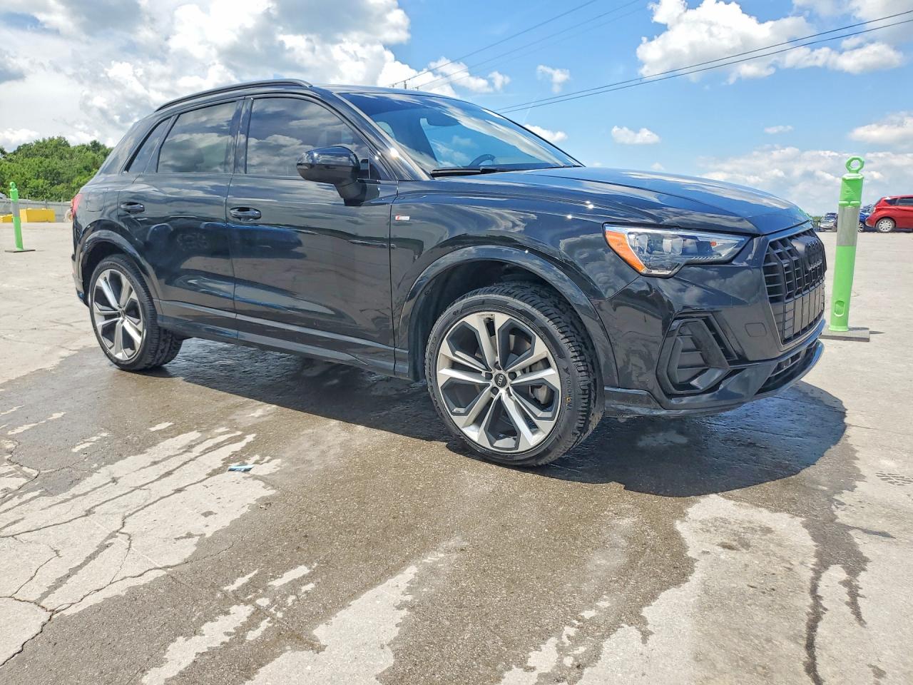 2021 AUDI Q3