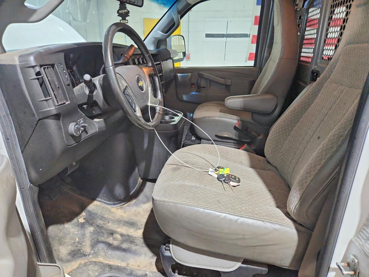 2019 CHEVROLET EXPRESS