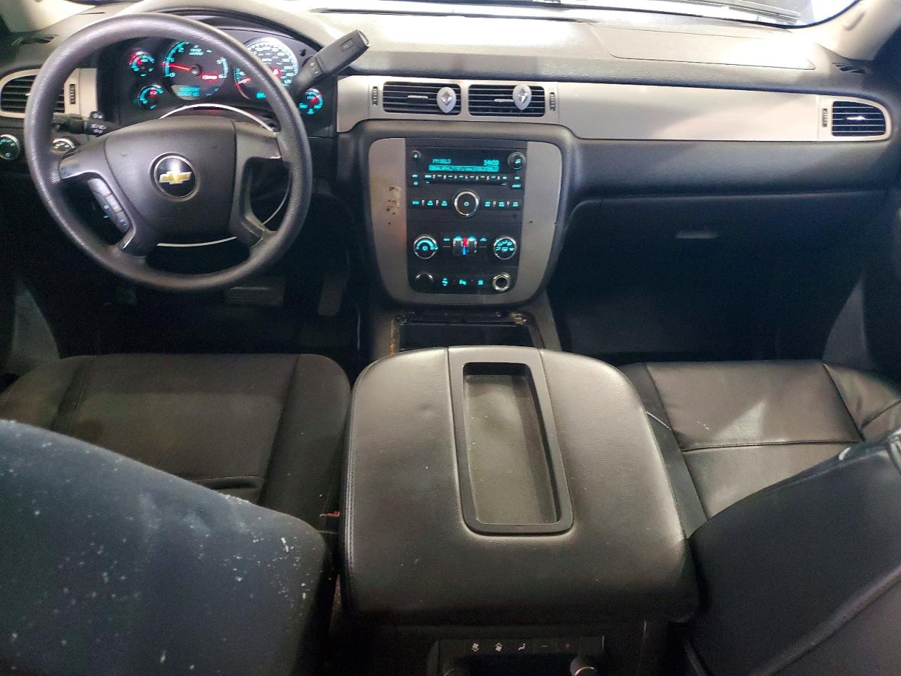 2011 CHEVROLET SUBURBAN