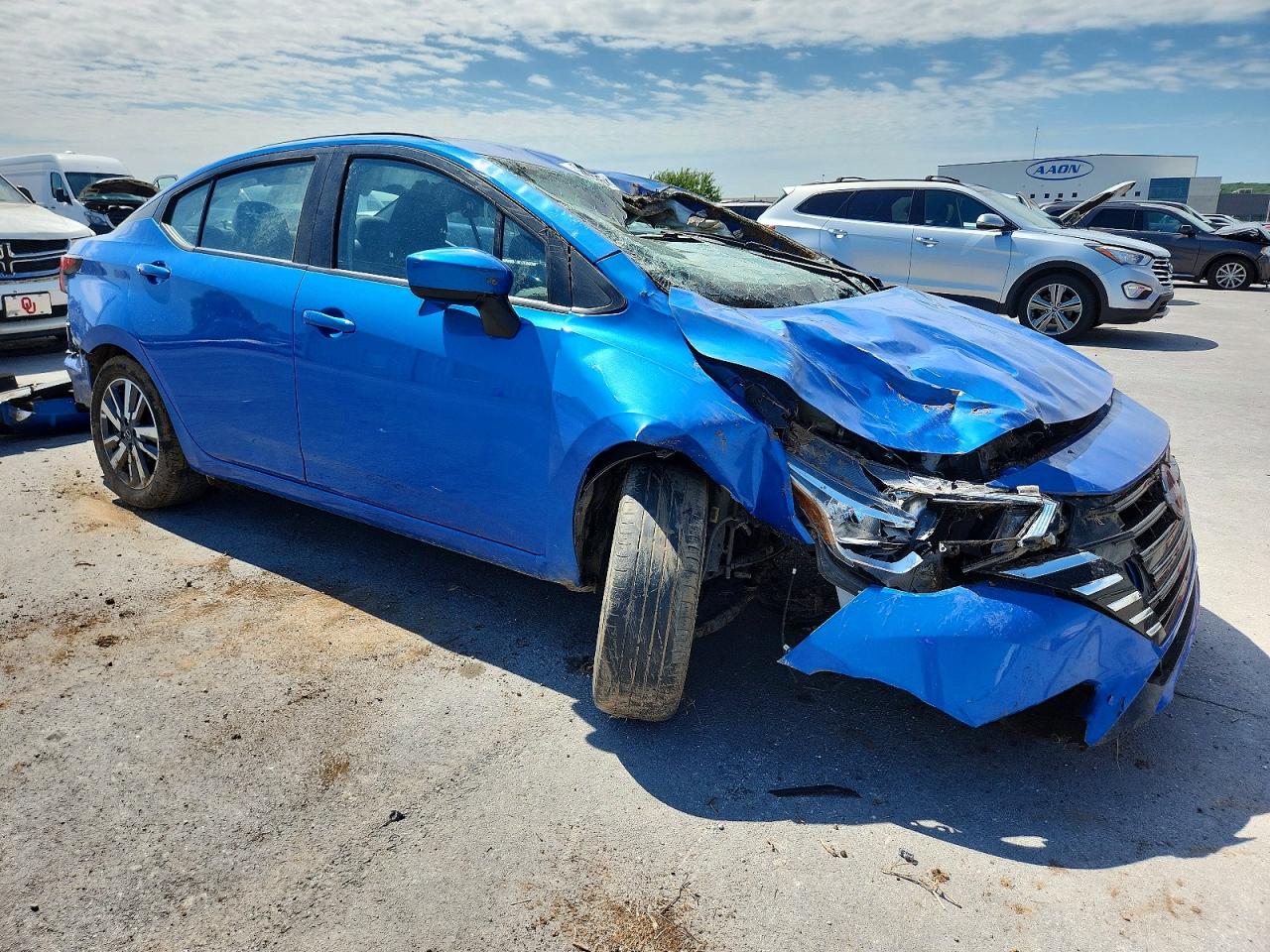 2023 NISSAN VERSA