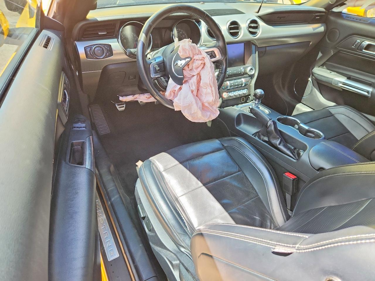 2015 FORD MUSTANG