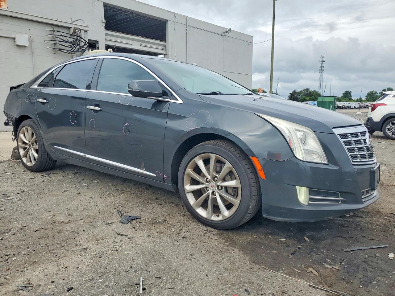 2013 CADILLAC XTS