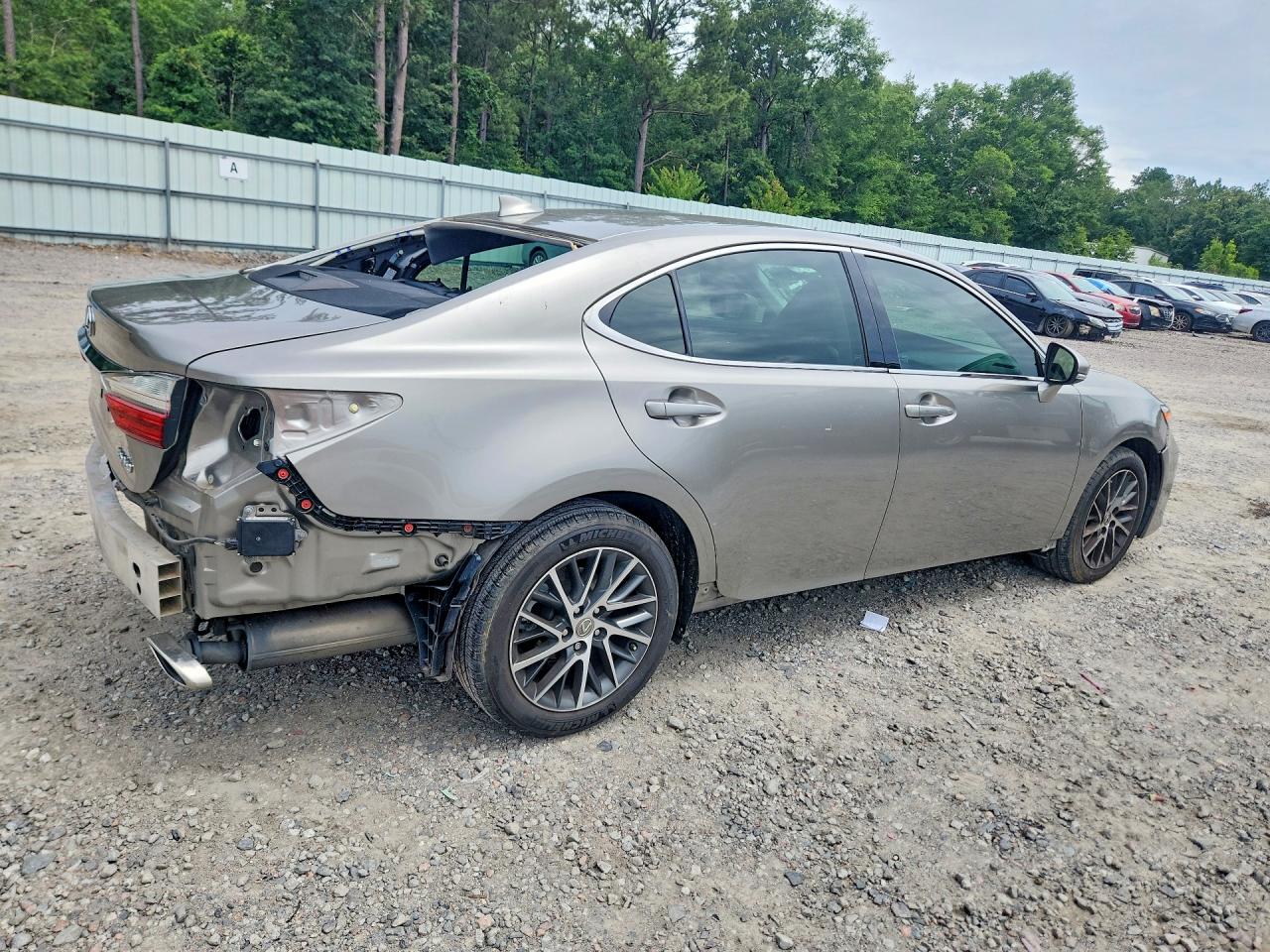2018 LEXUS ES350