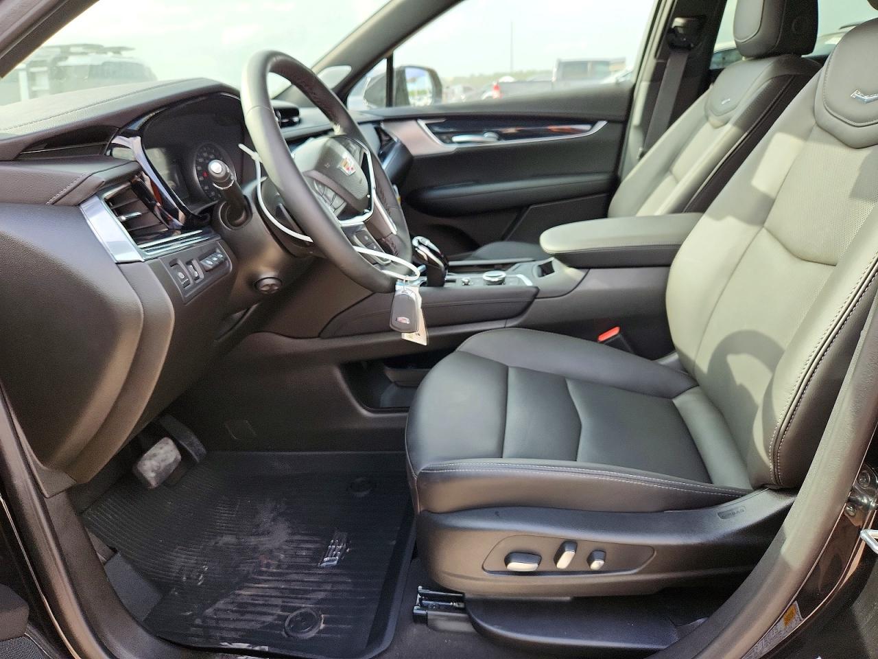 2026 CADILLAC XT5