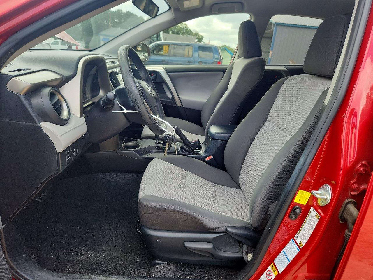2015 TOYOTA RAV4
