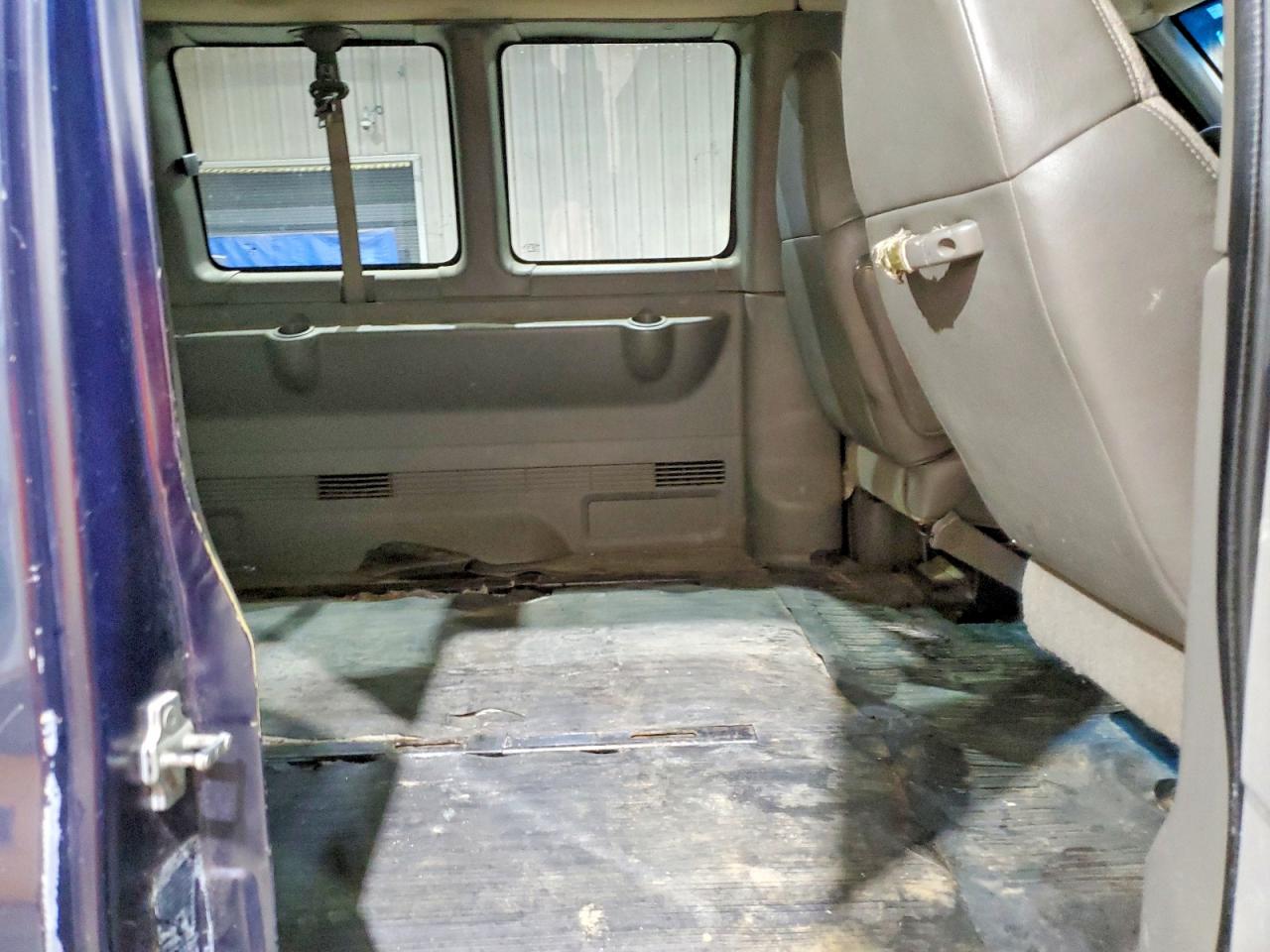 2008 CHEVROLET EXPRESS