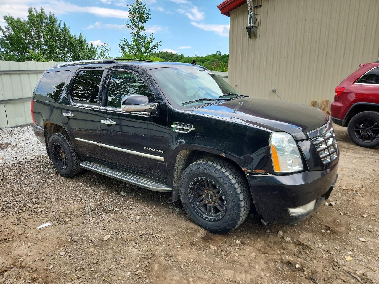 2011 CADILLAC ESCALADE
