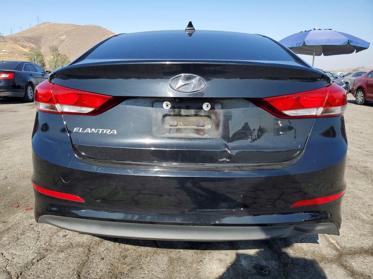2017 HYUNDAI ELANTRA