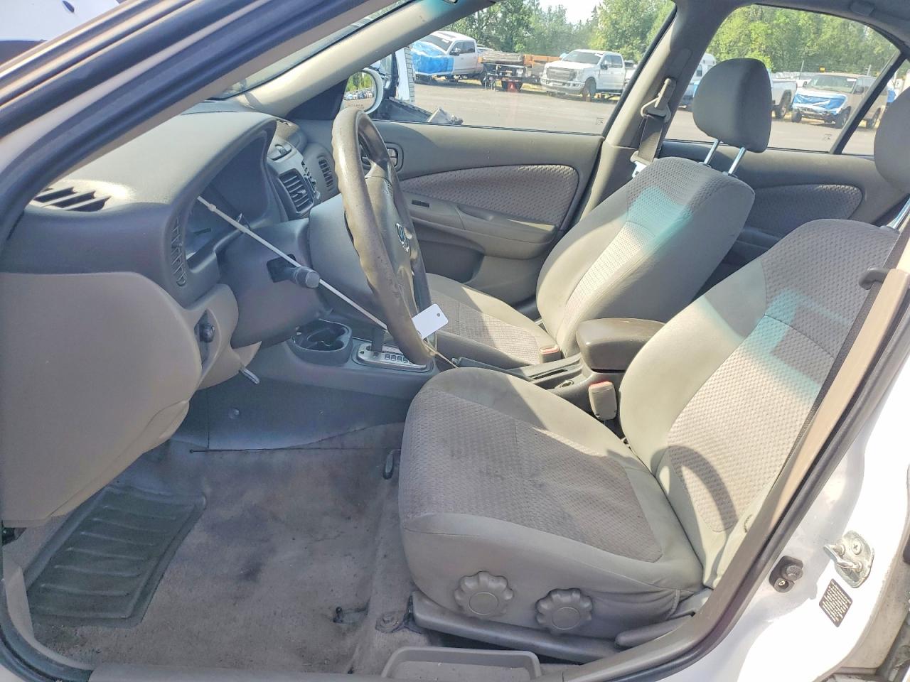 2004 NISSAN SENTRA