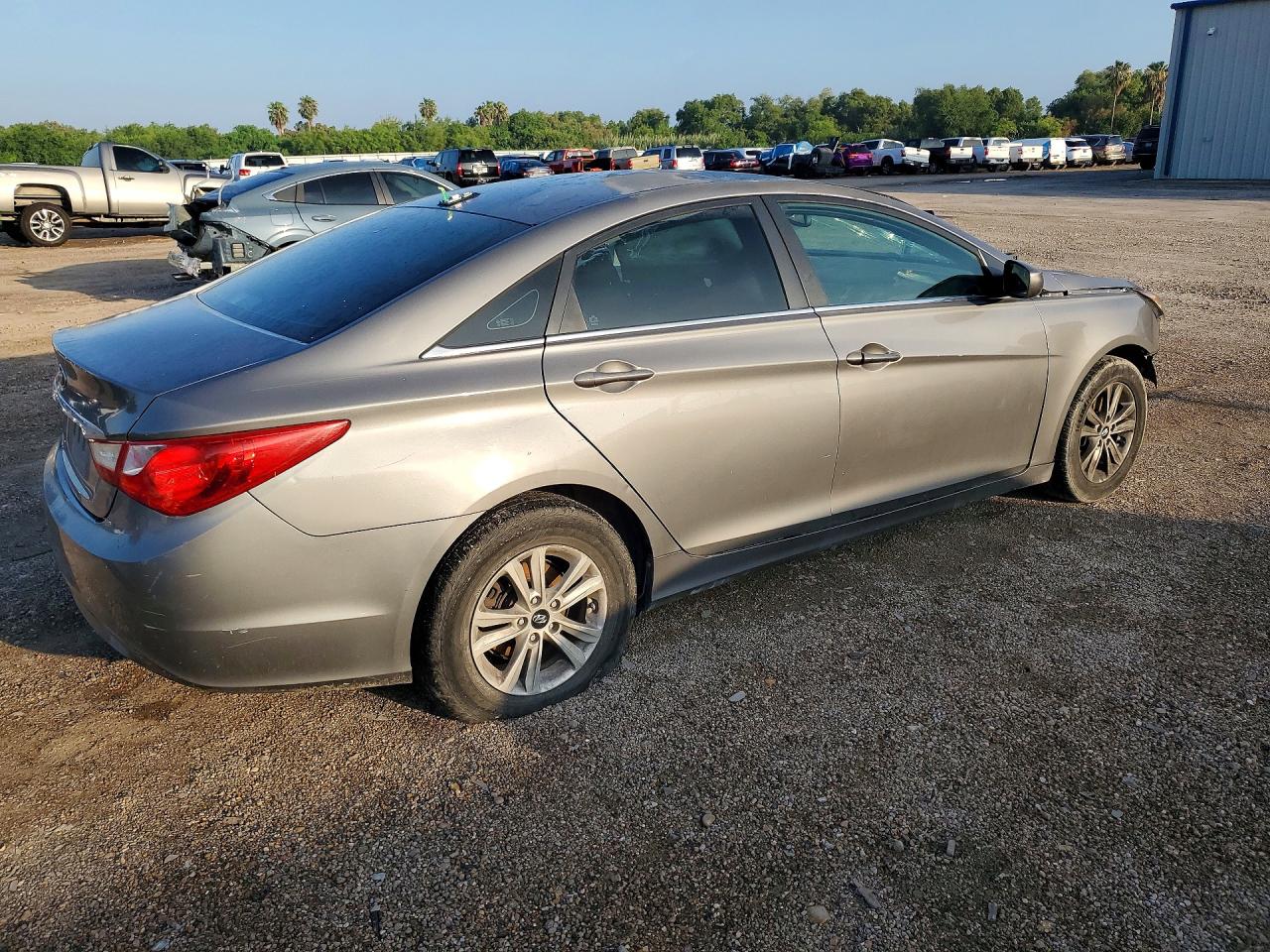 2013 HYUNDAI SONATA
