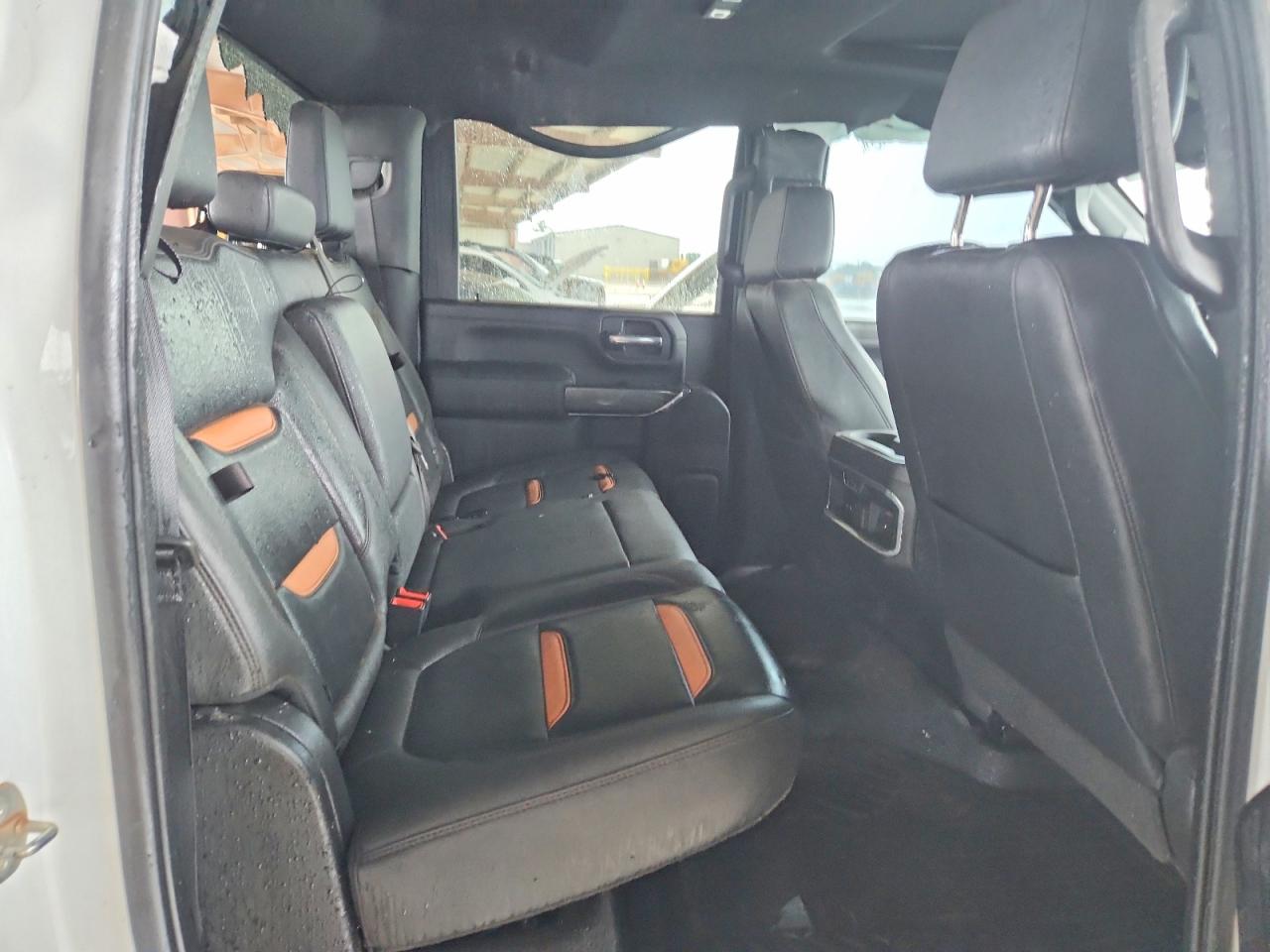 2023 GMC SIERRA