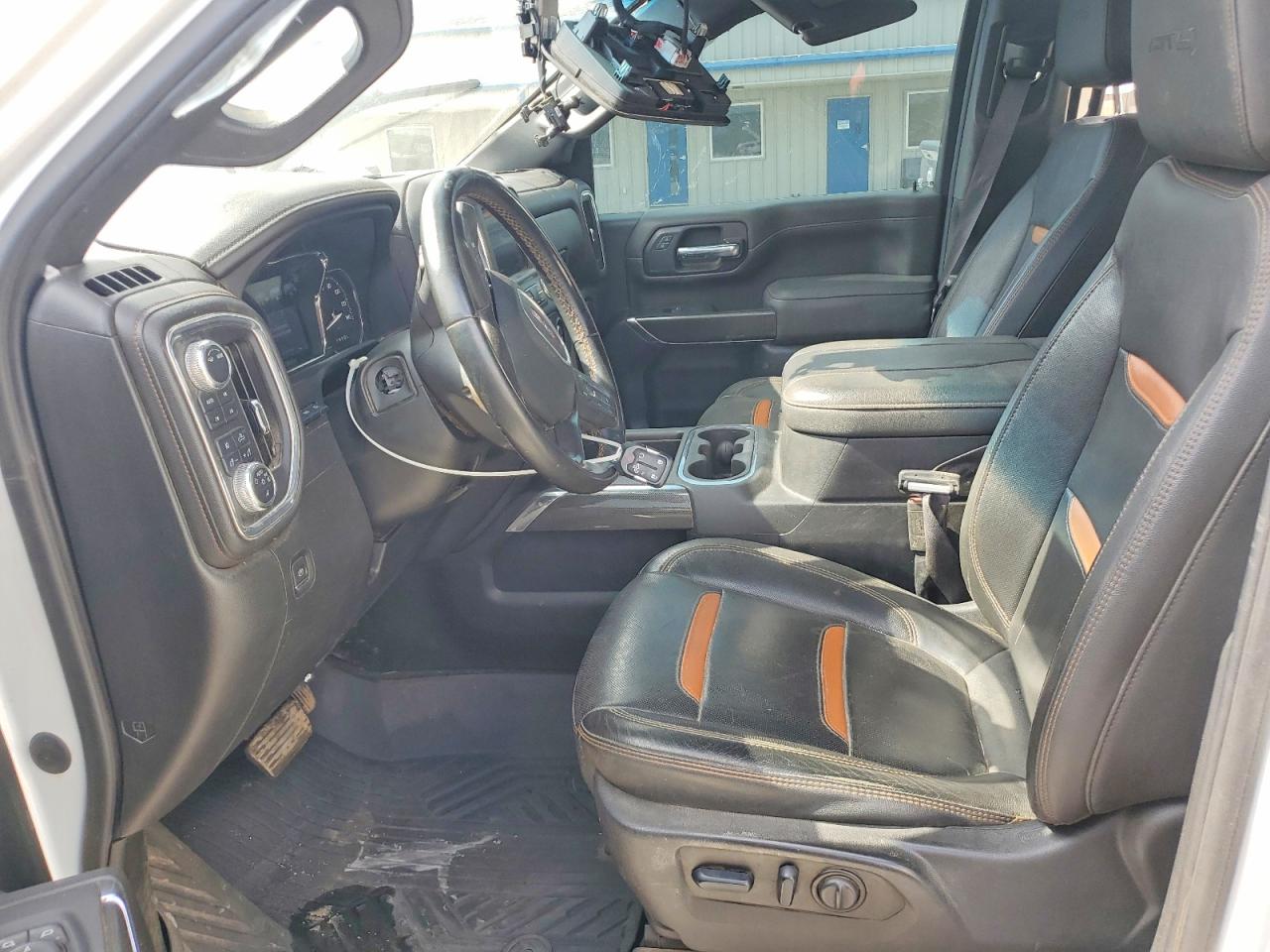 2023 GMC SIERRA