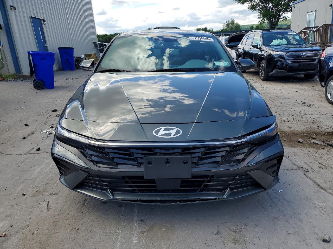 2024 HYUNDAI ELANTRA