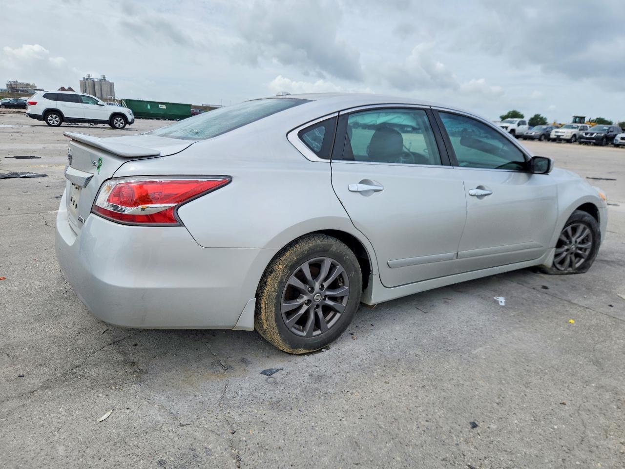 2015 NISSAN ALTIMA