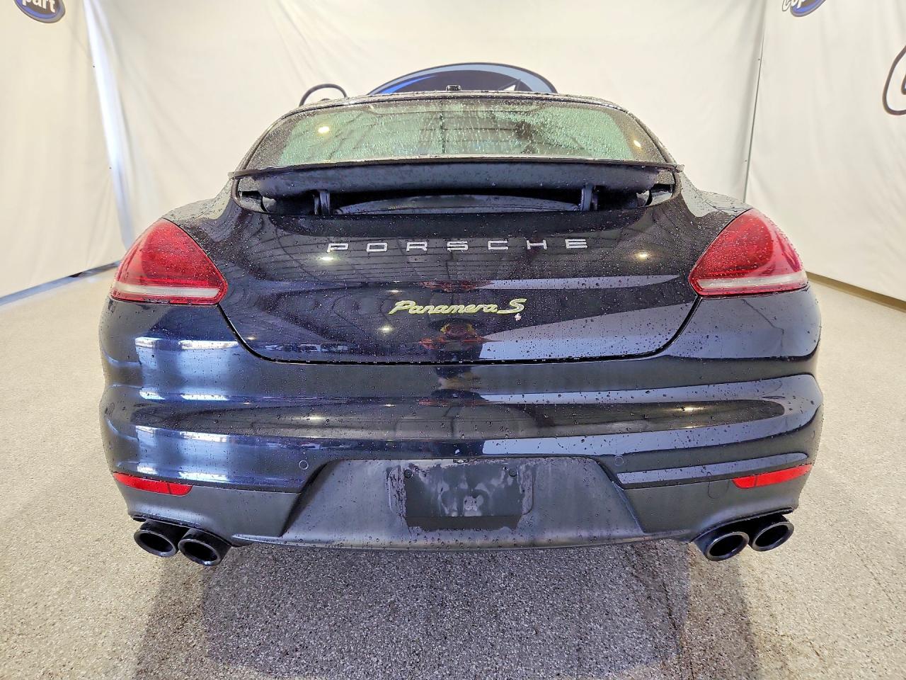2015 PORSCHE PANAMERA