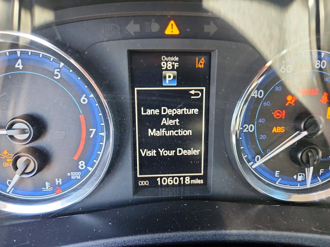 2017 TOYOTA COROLLA