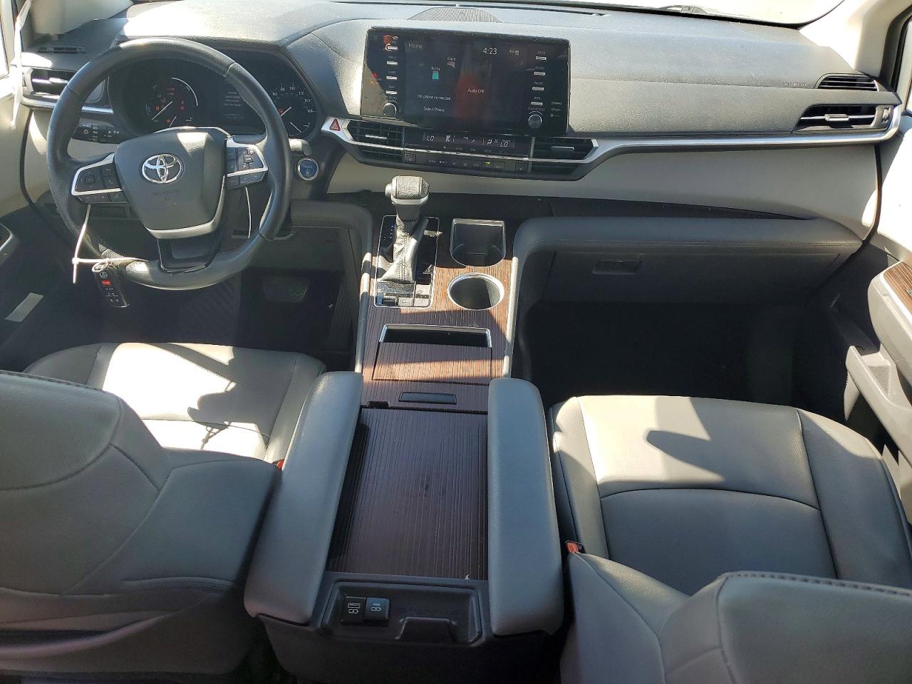 2021 TOYOTA SIENNA