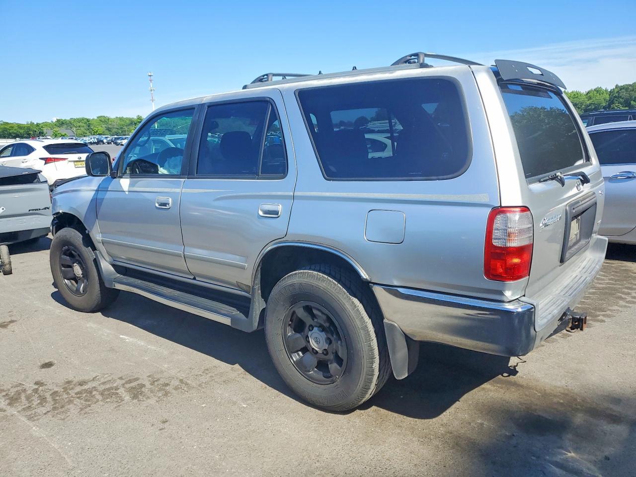 2000 TOYOTA 4RUNNER