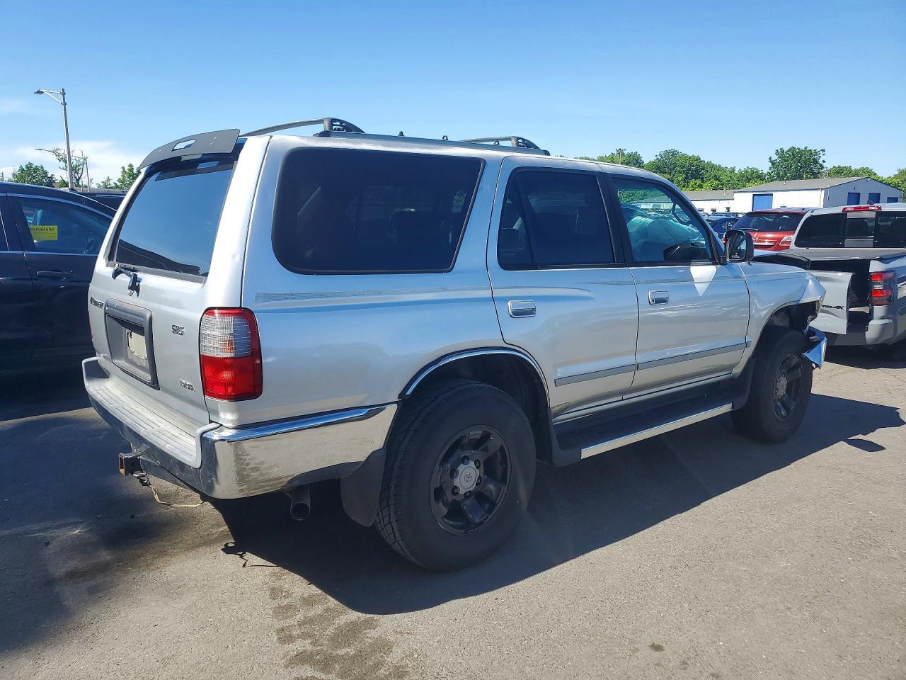 2000 TOYOTA 4RUNNER