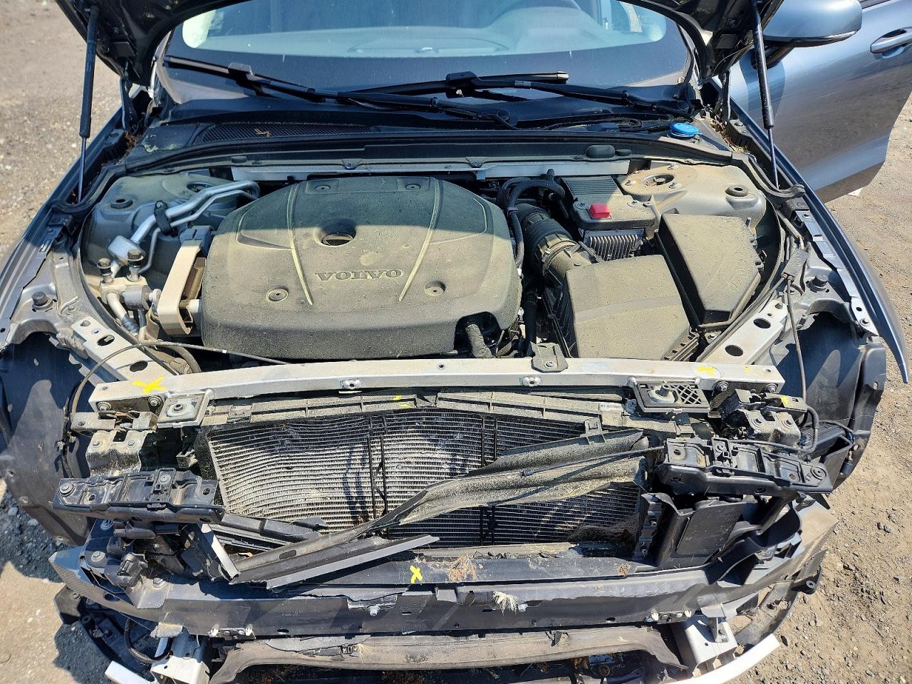 2019 VOLVO S60