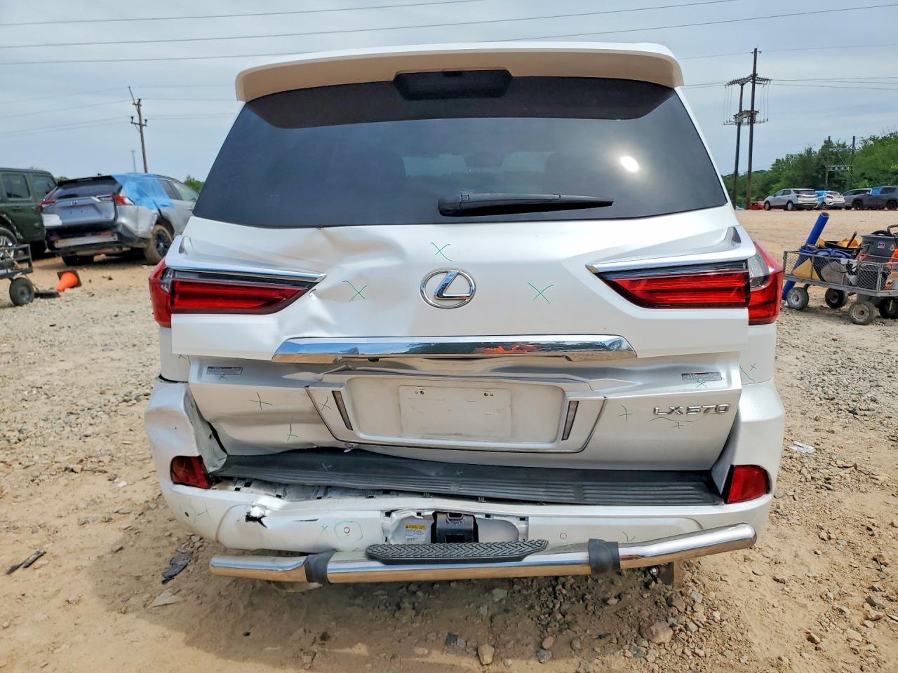 2018 LEXUS LX570