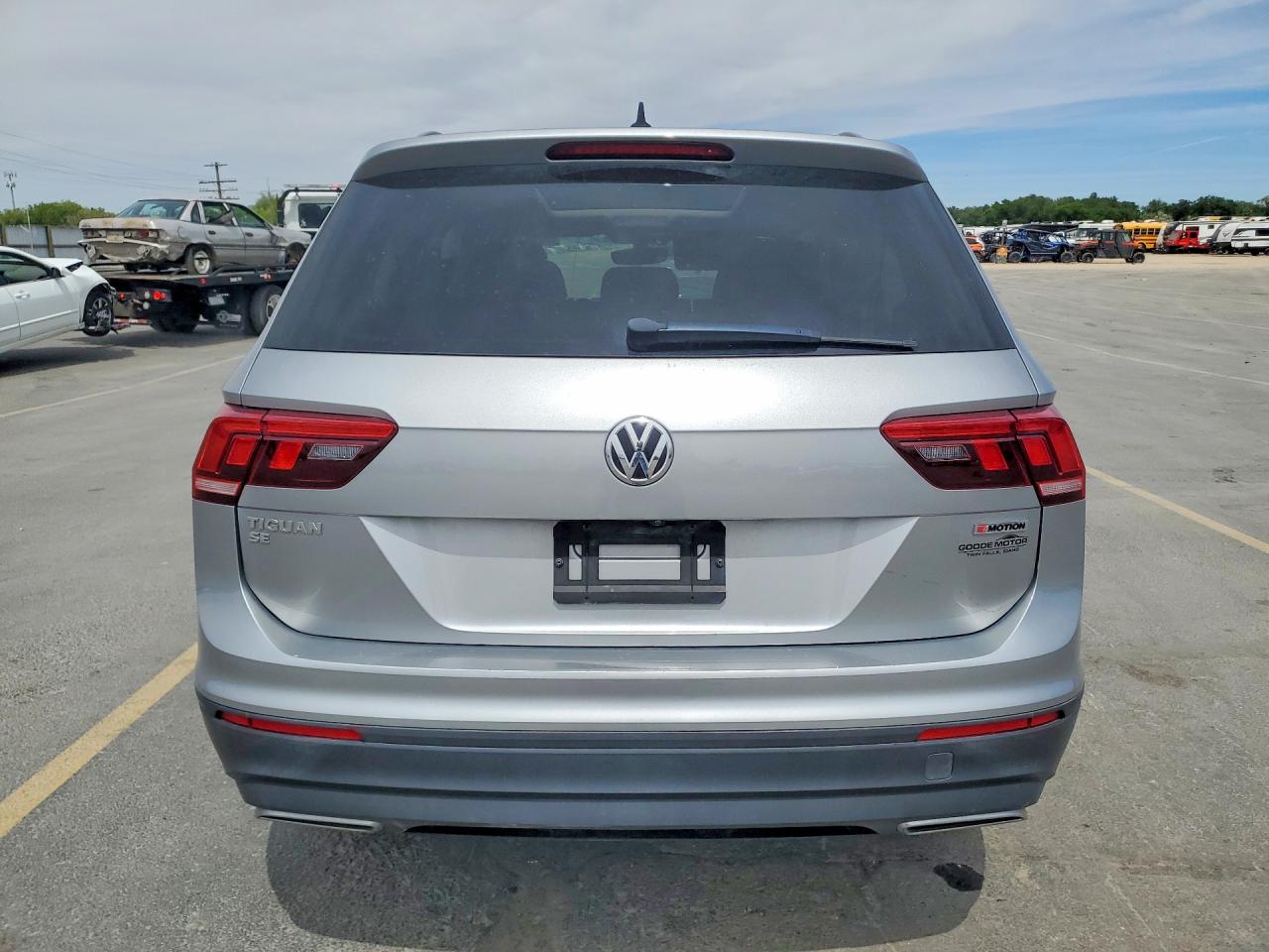 2019 VOLKSWAGEN TIGUAN