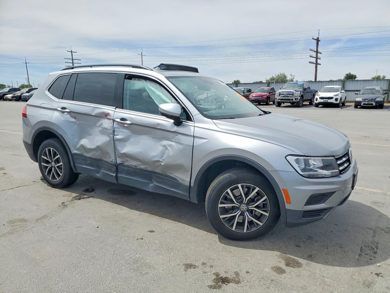 2019 VOLKSWAGEN TIGUAN