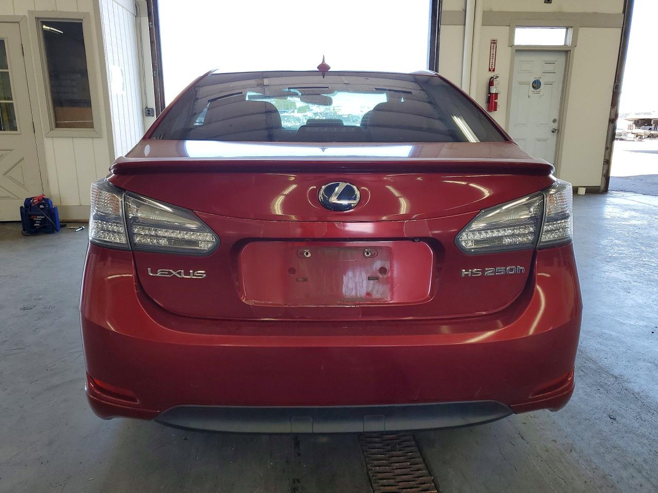 2010 LEXUS HS