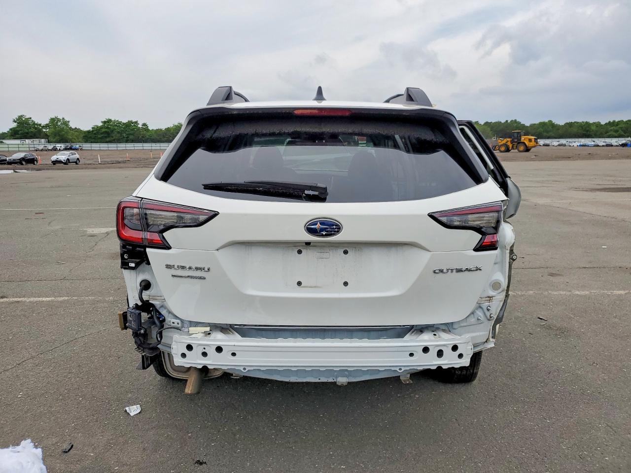 2024 SUBARU OUTBACK