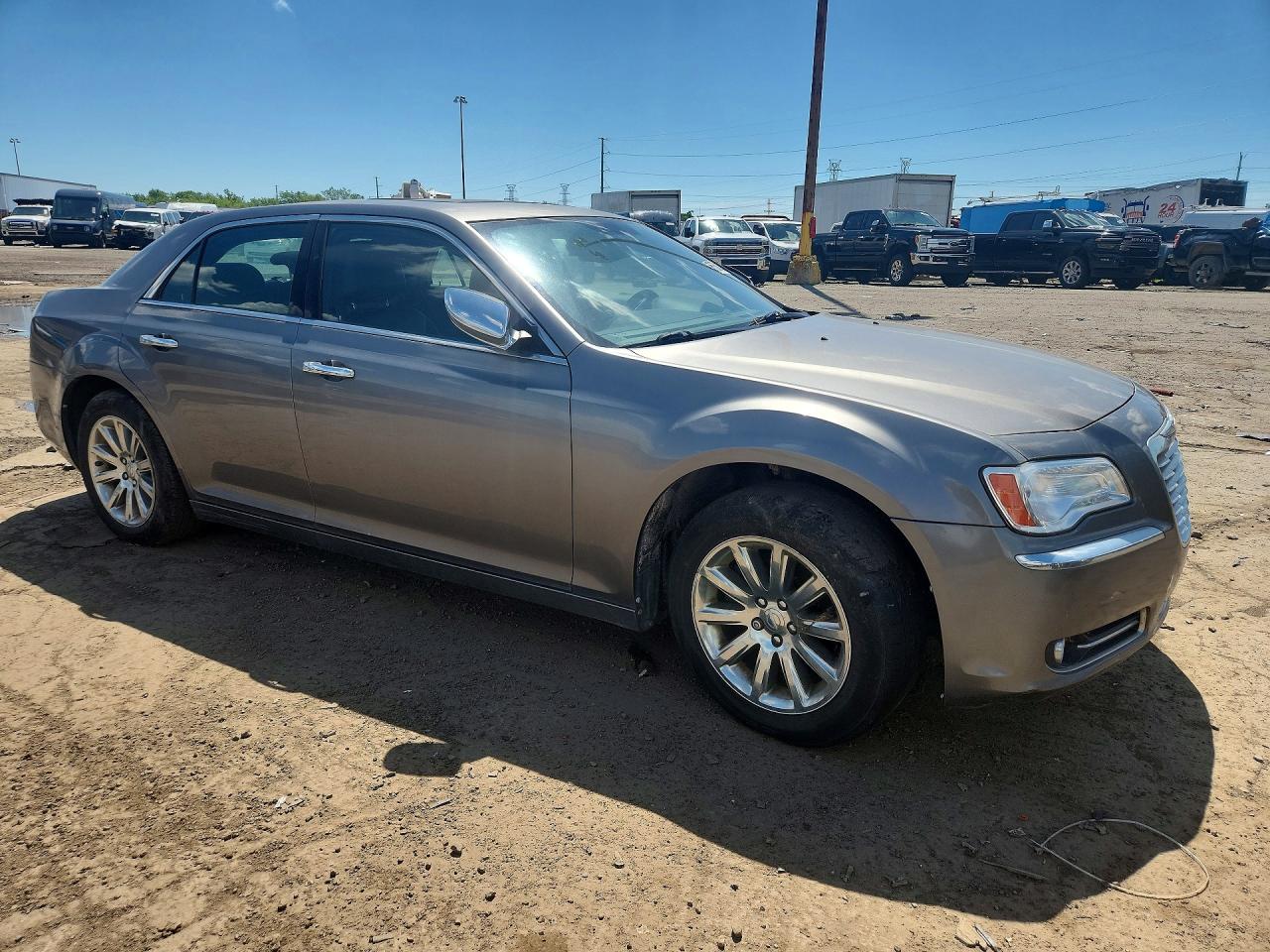 2011 CHRYSLER 300
