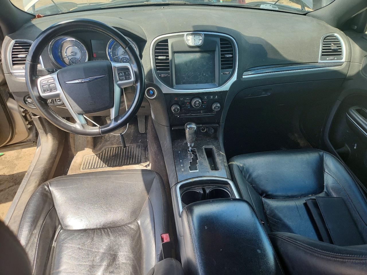 2011 CHRYSLER 300
