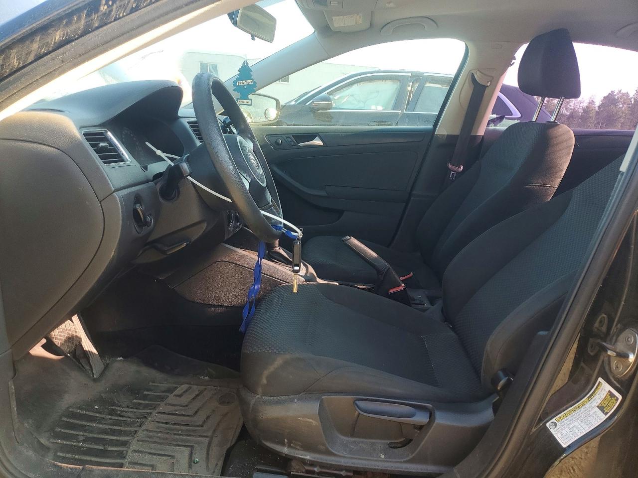 2012 VOLKSWAGEN JETTA
