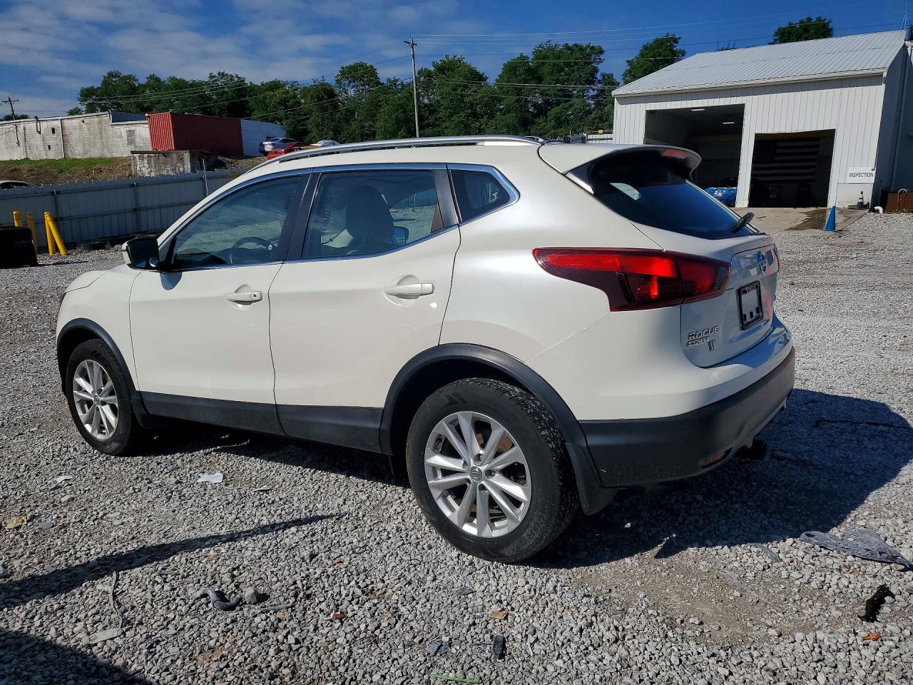 2017 NISSAN ROGUE
