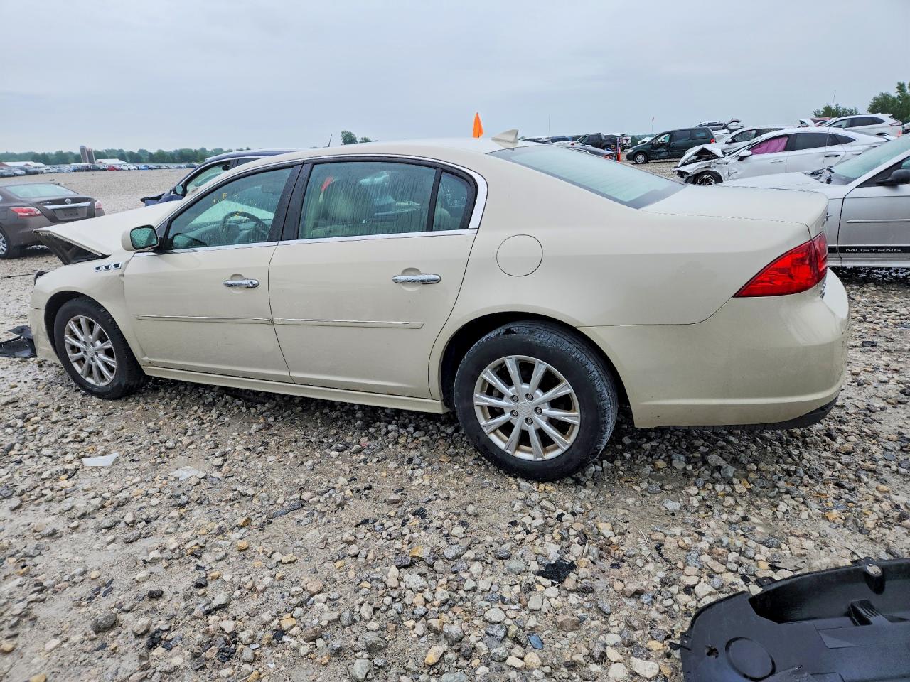 2011 BUICK LUCERNE