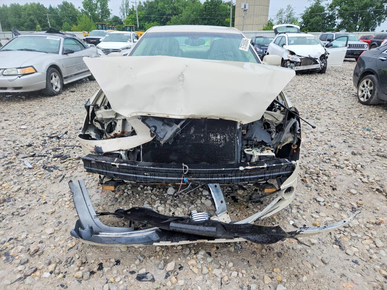 2011 BUICK LUCERNE