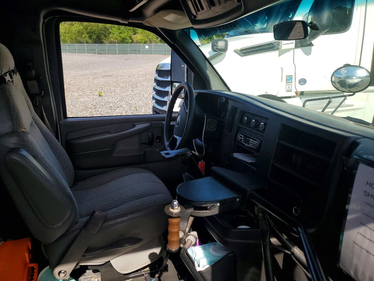 2009 CHEVROLET EXPRESS