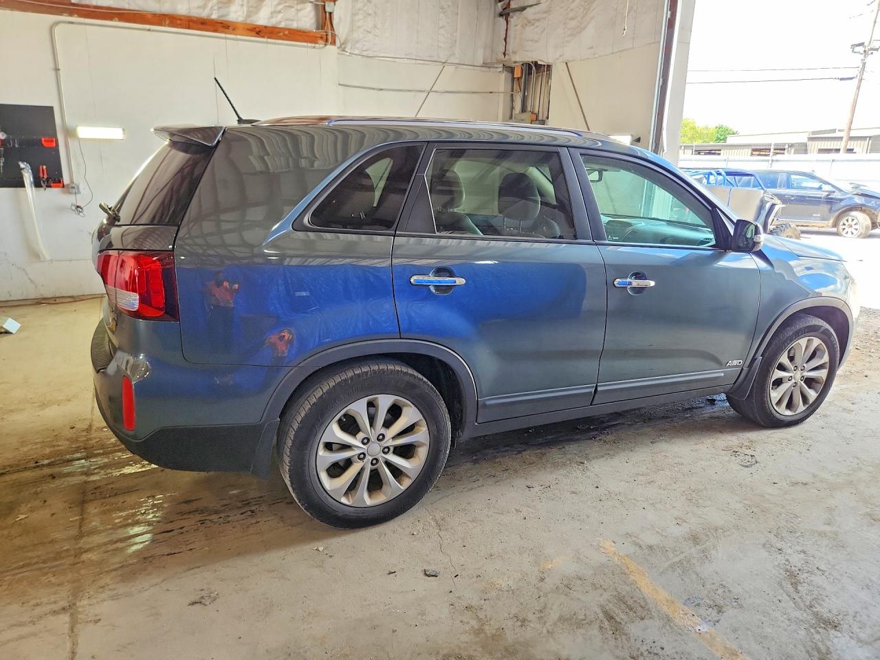 2014 KIA SORENTO