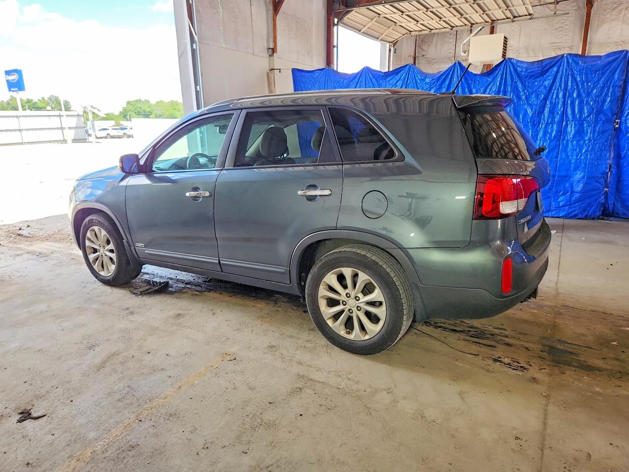 2014 KIA SORENTO