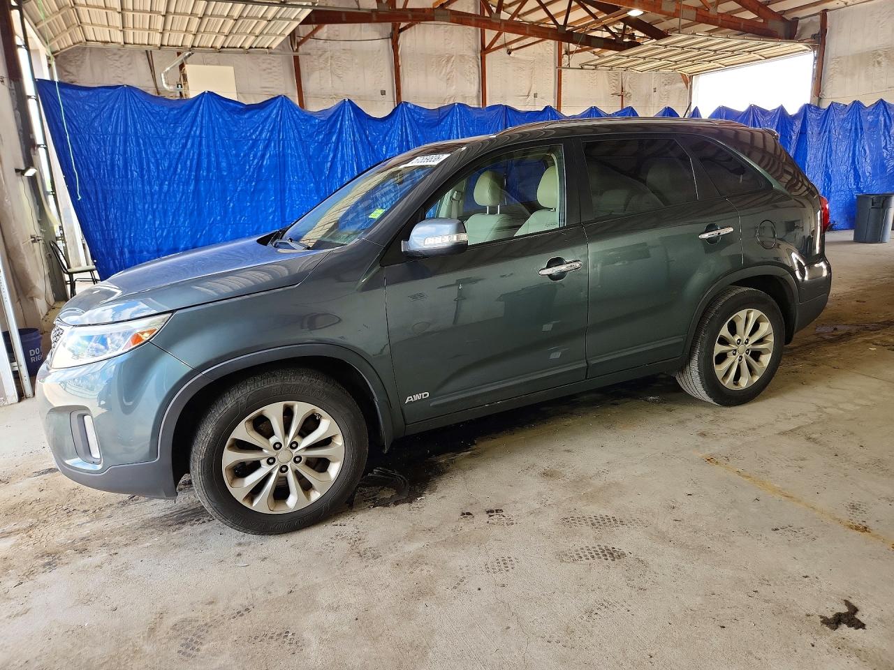 2014 KIA SORENTO