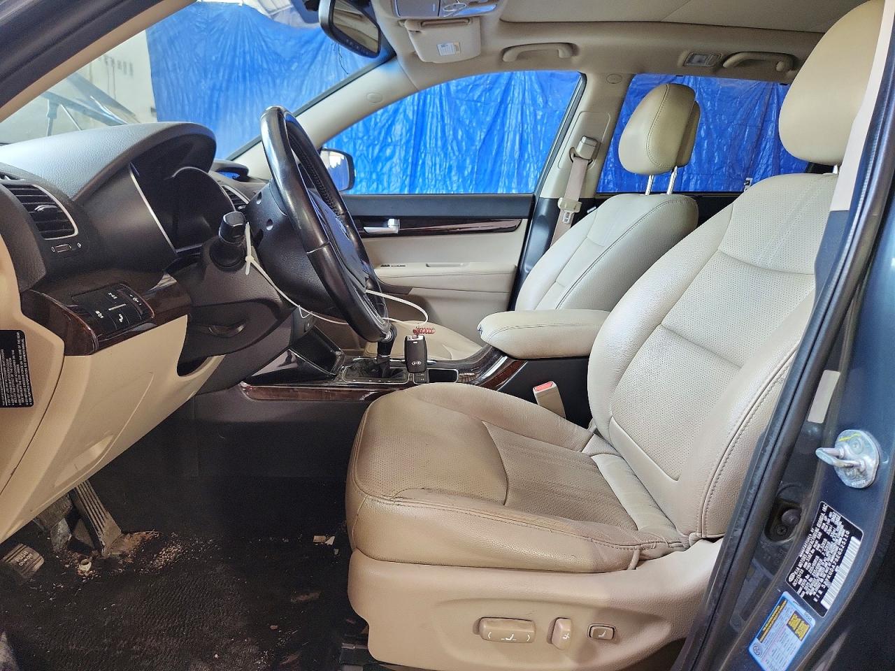 2014 KIA SORENTO