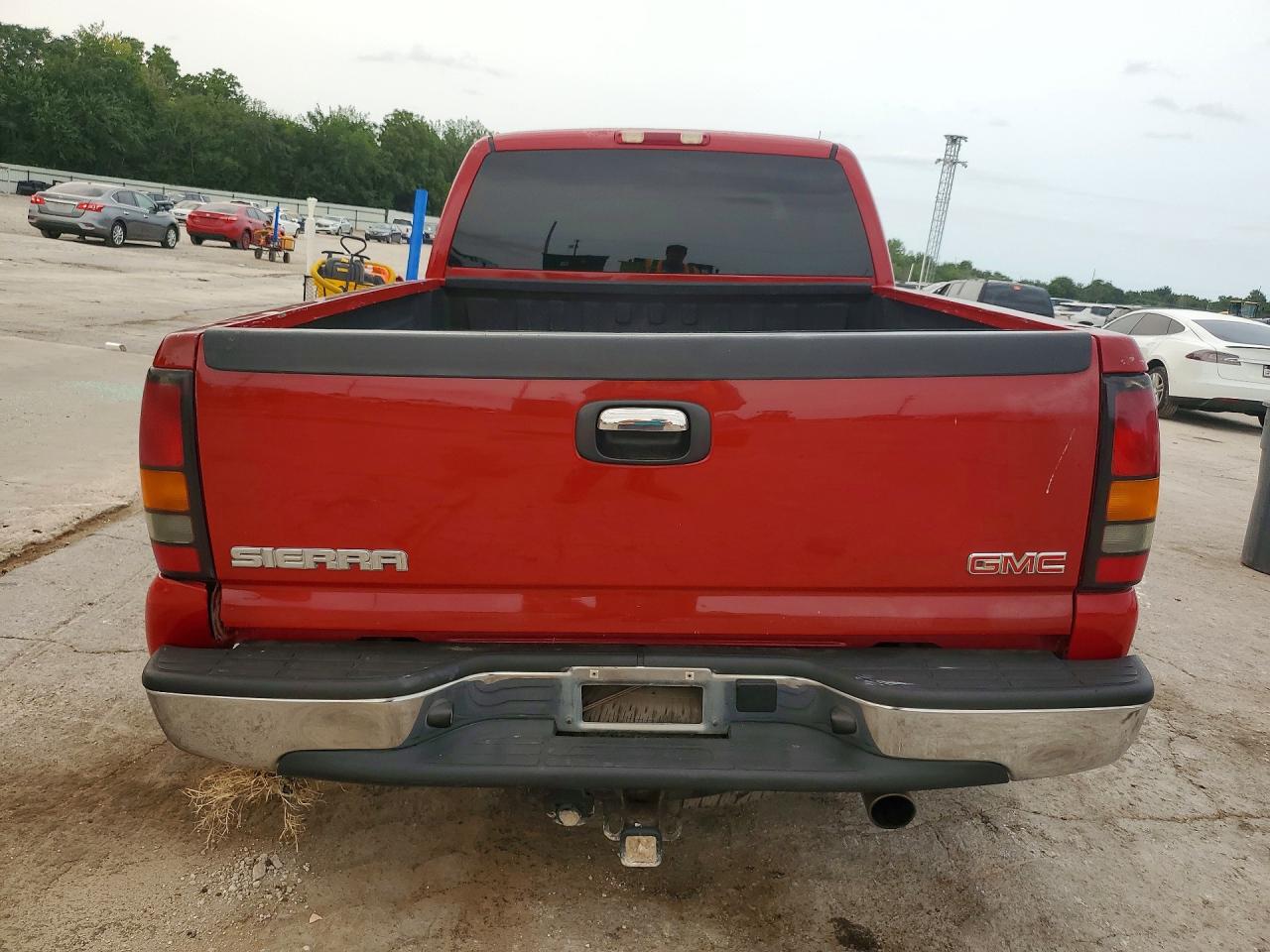 2004 GMC SIERRA