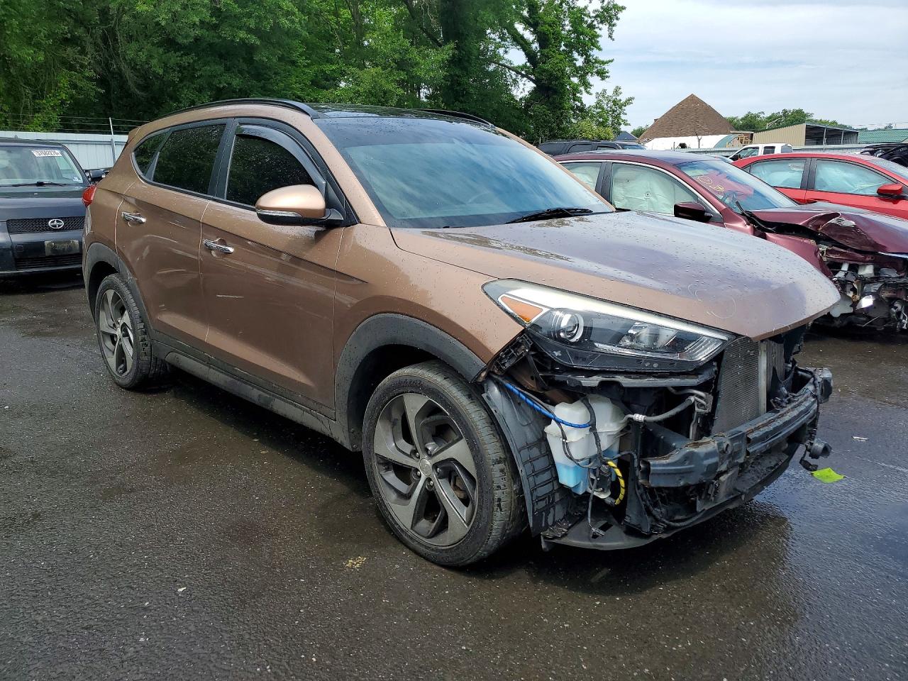 2016 HYUNDAI TUCSON