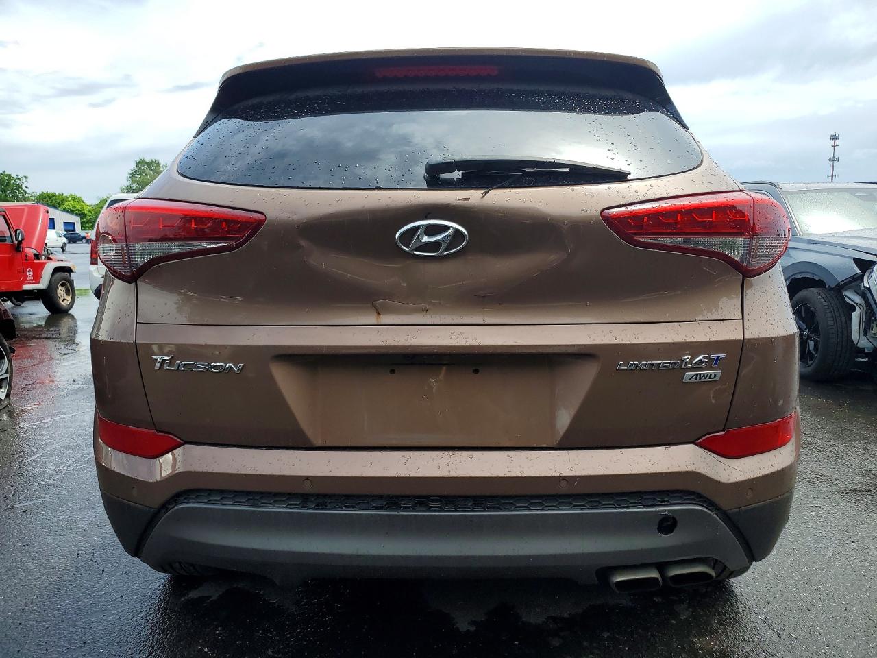 2016 HYUNDAI TUCSON