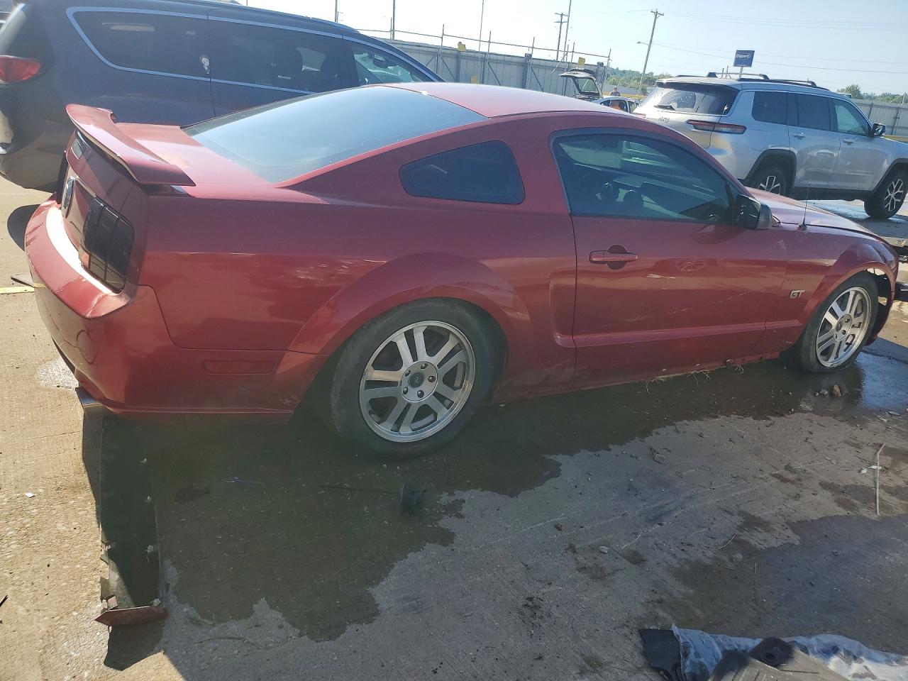 2005 FORD MUSTANG