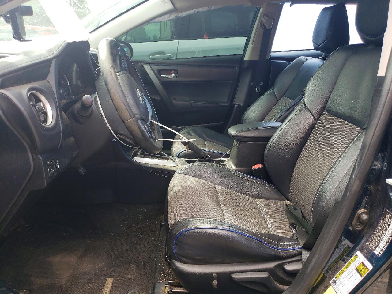 2017 TOYOTA COROLLA