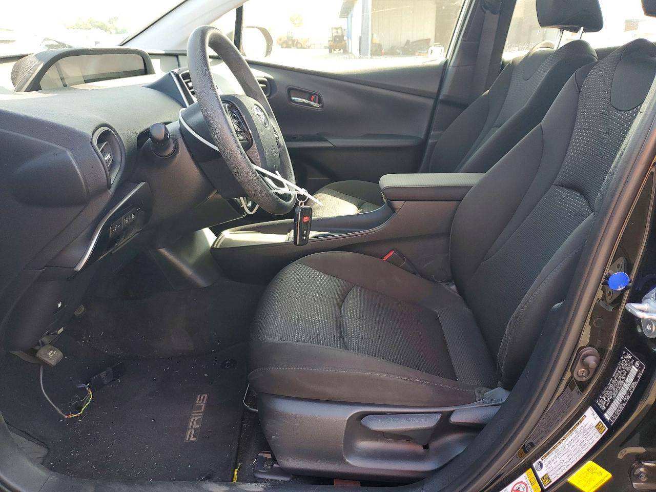 2019 TOYOTA PRIUS
